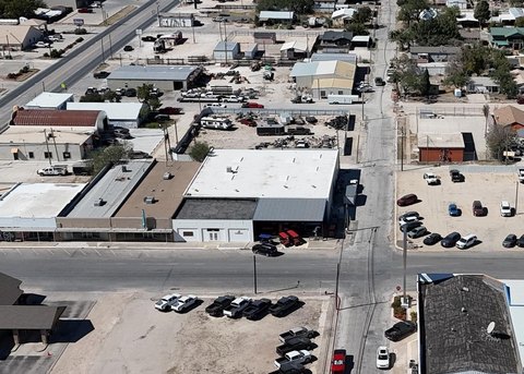 Updated Commercial Building in Big Lake