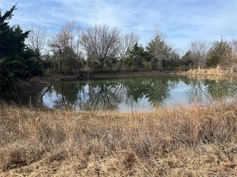 Kingston, OK Land with Pond