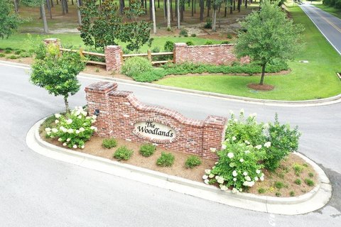 Land, LAUREL, MS