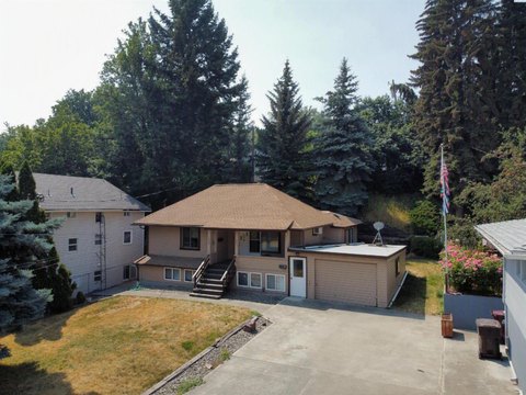 Duplex with Two-Tenant Layout