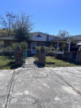 Multi-Structure Investment Opportunity in Gulfport