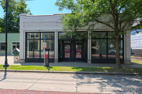Free-Standing Retail Building