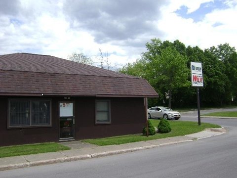 Versatile Income-Generating Potsdam Property
