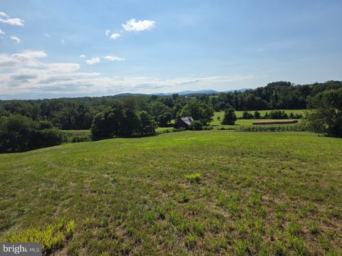 Land, RIXEYVILLE, VA