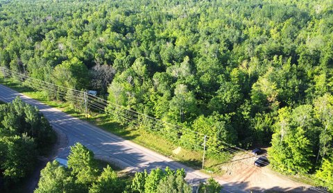 Marquette Land with Creek Frontage