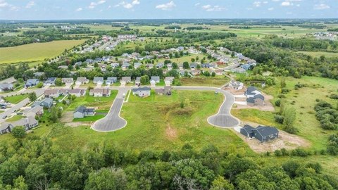Residential Lots in Windsor Estates