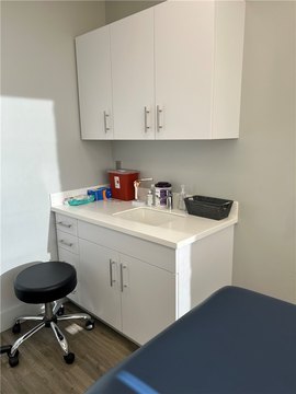 Class B Medical Office Suite
