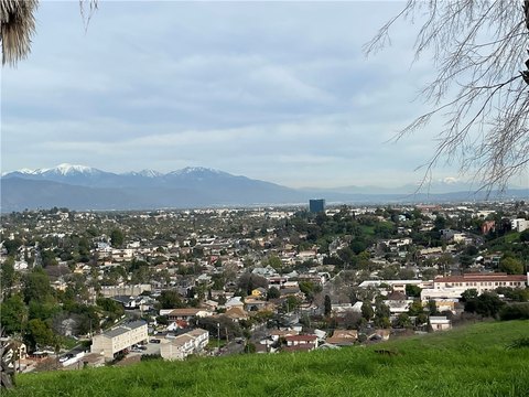 Land, Los Angeles, CA