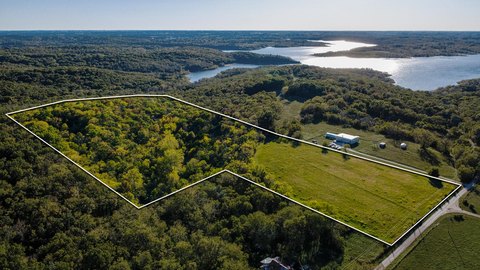 16.8 Acres in Greenfield, MO