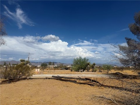 LAND - Golden Valley, AZ