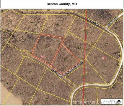 Secluded Land Tracts in Edwards, MO