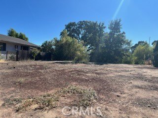 Waterfront Buildable Parcel in Clearlake