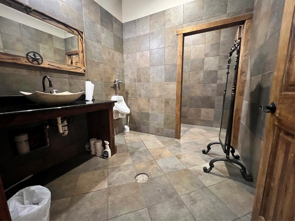 Picture 33