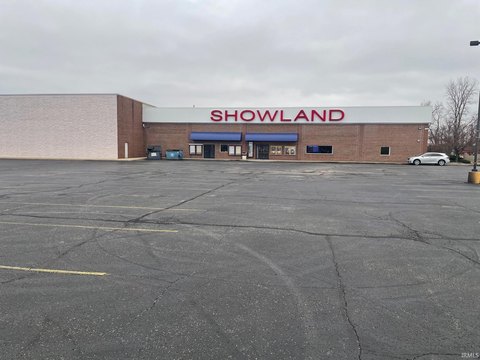 Showland Theater with 7 Screens