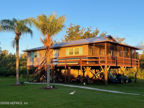 Florida Island Property on Lake Griffin