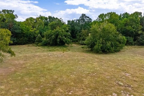 Part-Wooded Hunting and Grazing Land