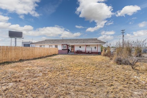 Versatile Commercial Lot with House