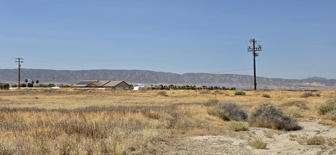 Land, Lancaster, CA