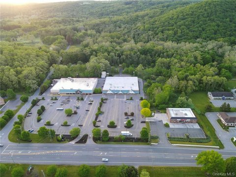 Versatile Warehouse Space in Pawling