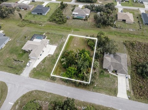 LAND - NORTH PORT, FL