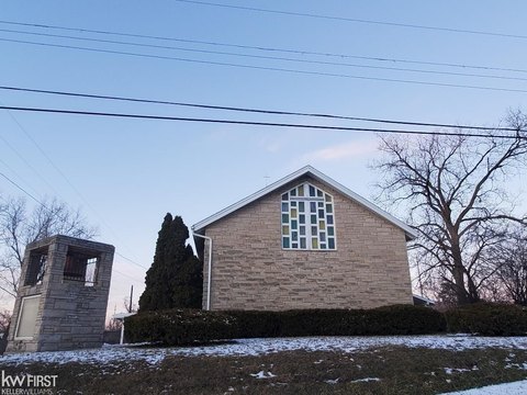 Flint Commercial/Industrial Property for Sale