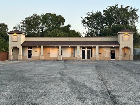Office Unit with Monument Signage