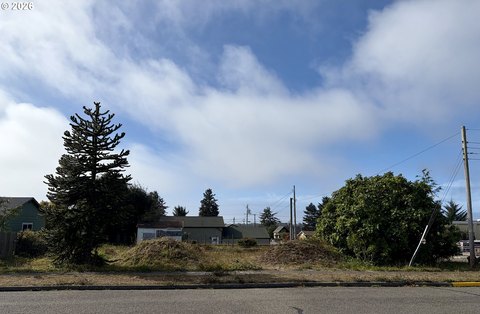 Land, CoosBay, OR