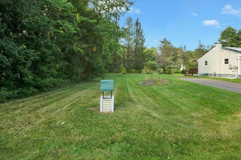 Land, Richmond, VT