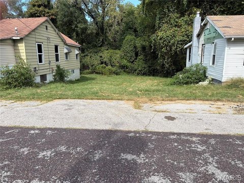 Land, St Louis, MO