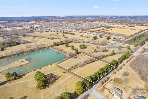 Fayetteville Commercial Land Opportunity