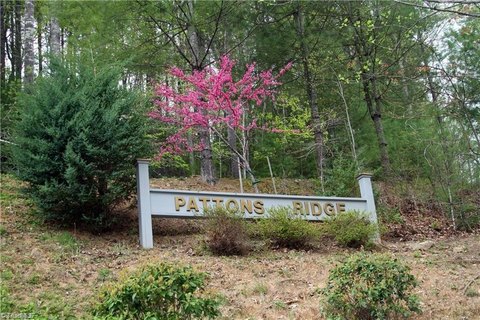 LAND - Purlear, NC