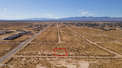Land, California City, CA