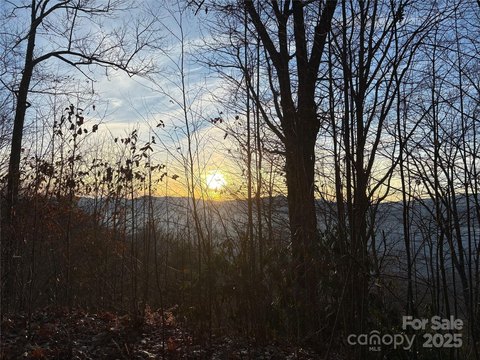 Land with Stunning Views