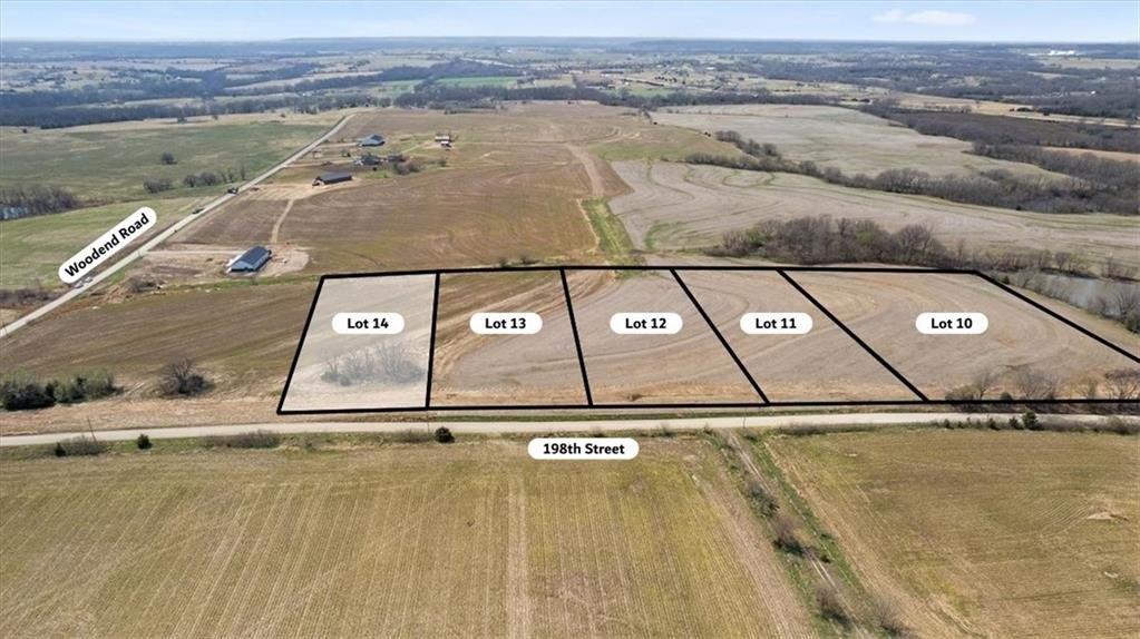 Linwood, KS 2.5-Acre Land