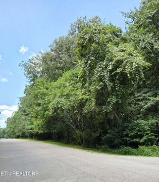 LAND - Crossville, TN