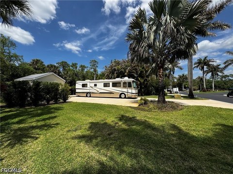 Land in Premier Motorcoach Resort