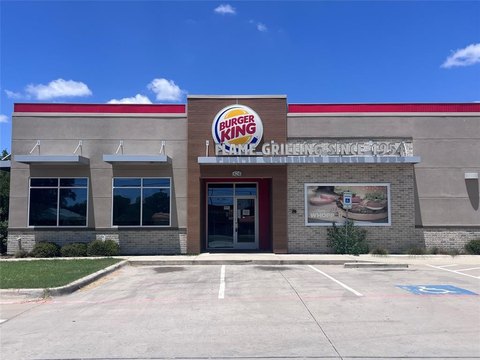 Drive-Thru Restaurant in Growing Market