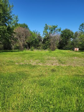 Residential Lot Near Lake