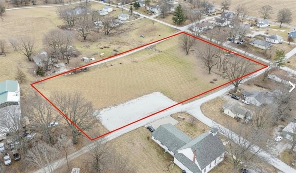 Spacious Lot in Faucett, MO