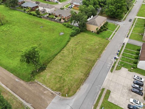 LAND - Huntsville, AL