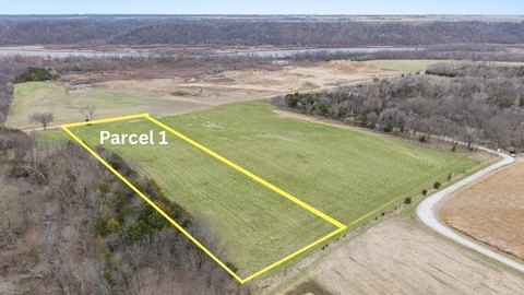 Scenic River Valley Acreage