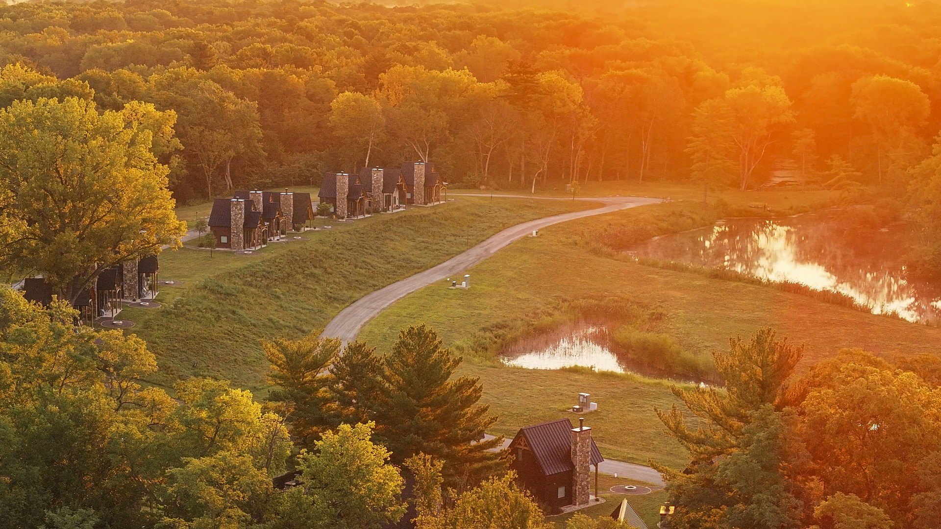 Luxury Resort on Scenic Lakes