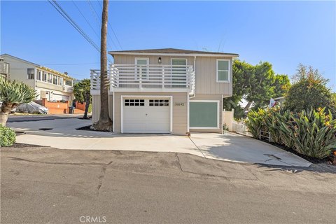 Charming Coastal Duplex Near Beach