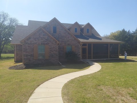 Collinsville Ranch with Pond & Creek