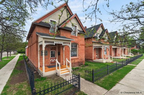 Historic Office Cottage