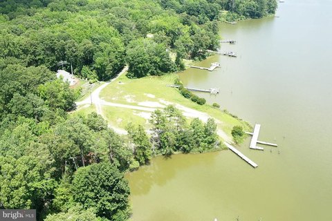 Waterfront Land in Montross, Virginia