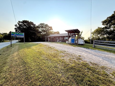 Gas Station With Deli Buildout