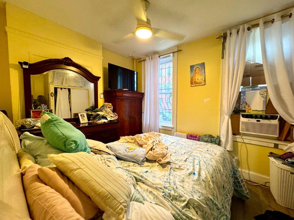 Picture 8