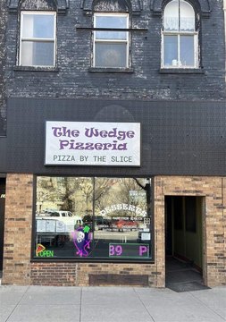 Leased Restaurant and Retail Building