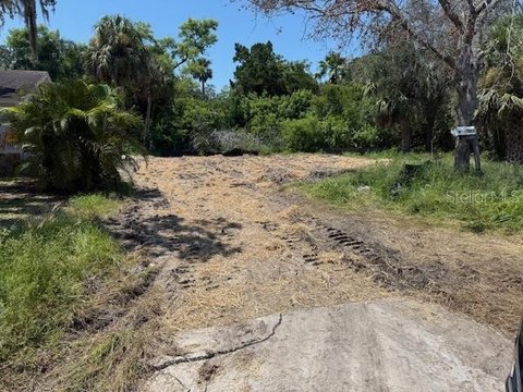 Vacant Lot Near Downtown